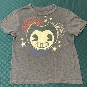 🌺 3/$12 Bendy short sleeved t shirt, size XS